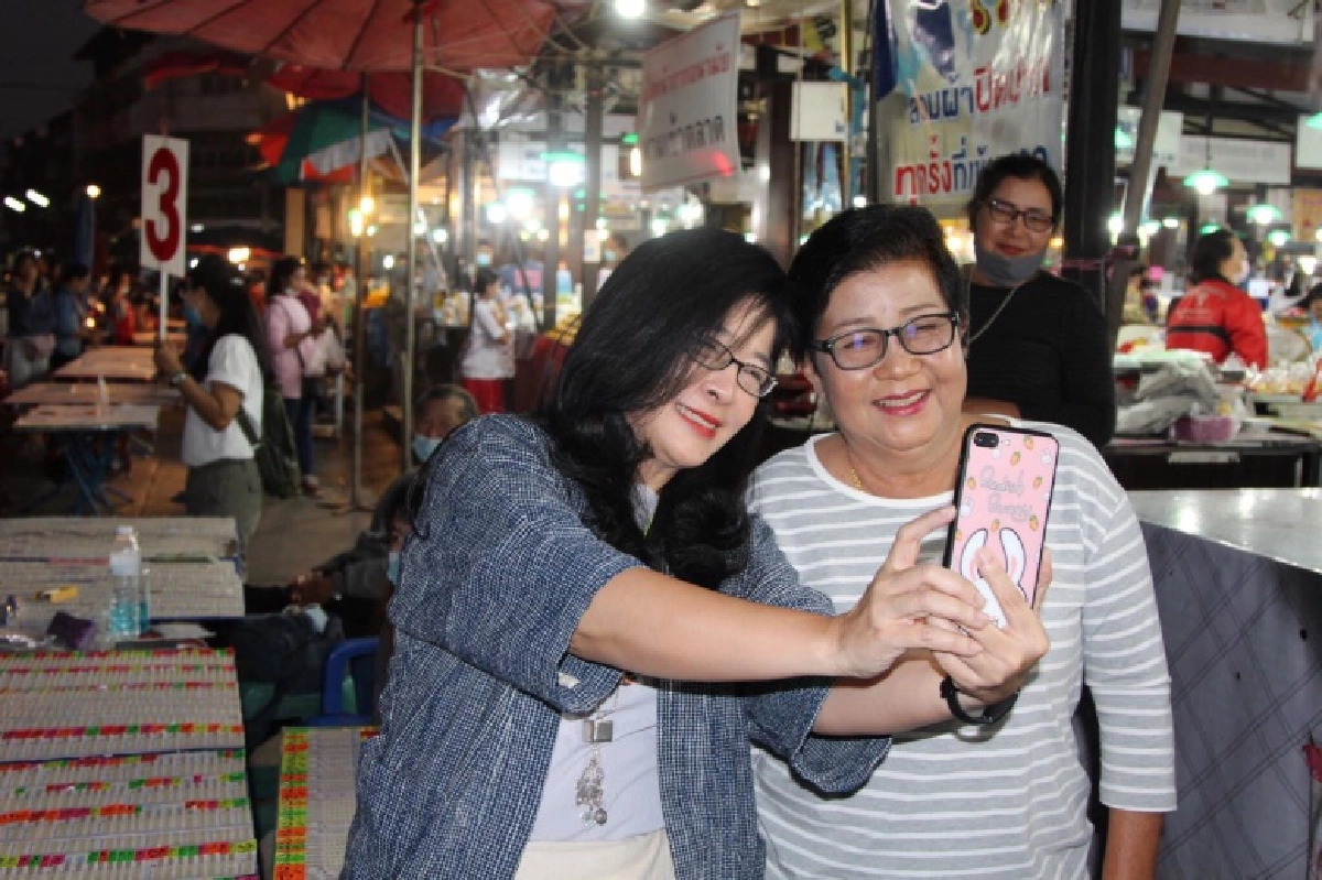 เกมซ้อนเกม "หน่อย-เหลิม" ชิงหาเสียง อบจ.