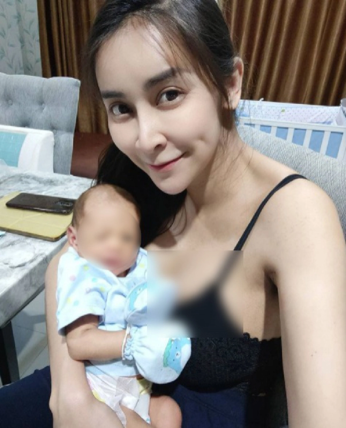 "ใหม่ สุคนธวา" เผยเหตุผล ทำไมไม่จ้างพี่เลี้ยง หลังถูกชาวเน็ตแซะหาว่างก