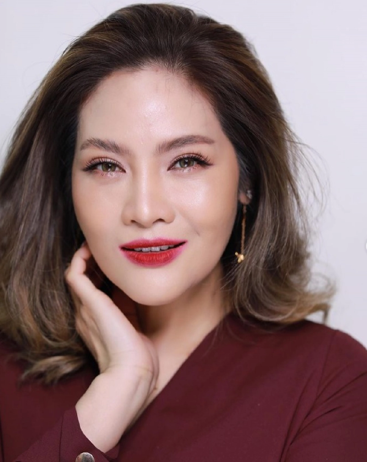 "อรอนงค์" ไปร่วมงานศพหลานสะใภ้ สุดอาลัยเสียชีวิตขณะไปปั่นจักรยาน ลั่นชีวิตนี้เป็นสิ่งไม่แน่นอน