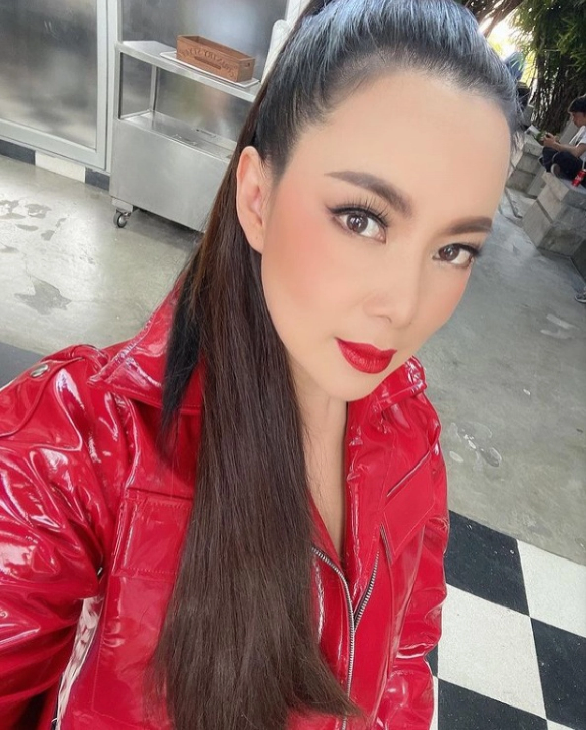 "บุ๋ม ปนัดดา"เห็นด้วย ฟ้อง 20 ล้านคนลักลอบข้ามแดน ฟาดแรง อย่าเอาความจนมาอ้าง