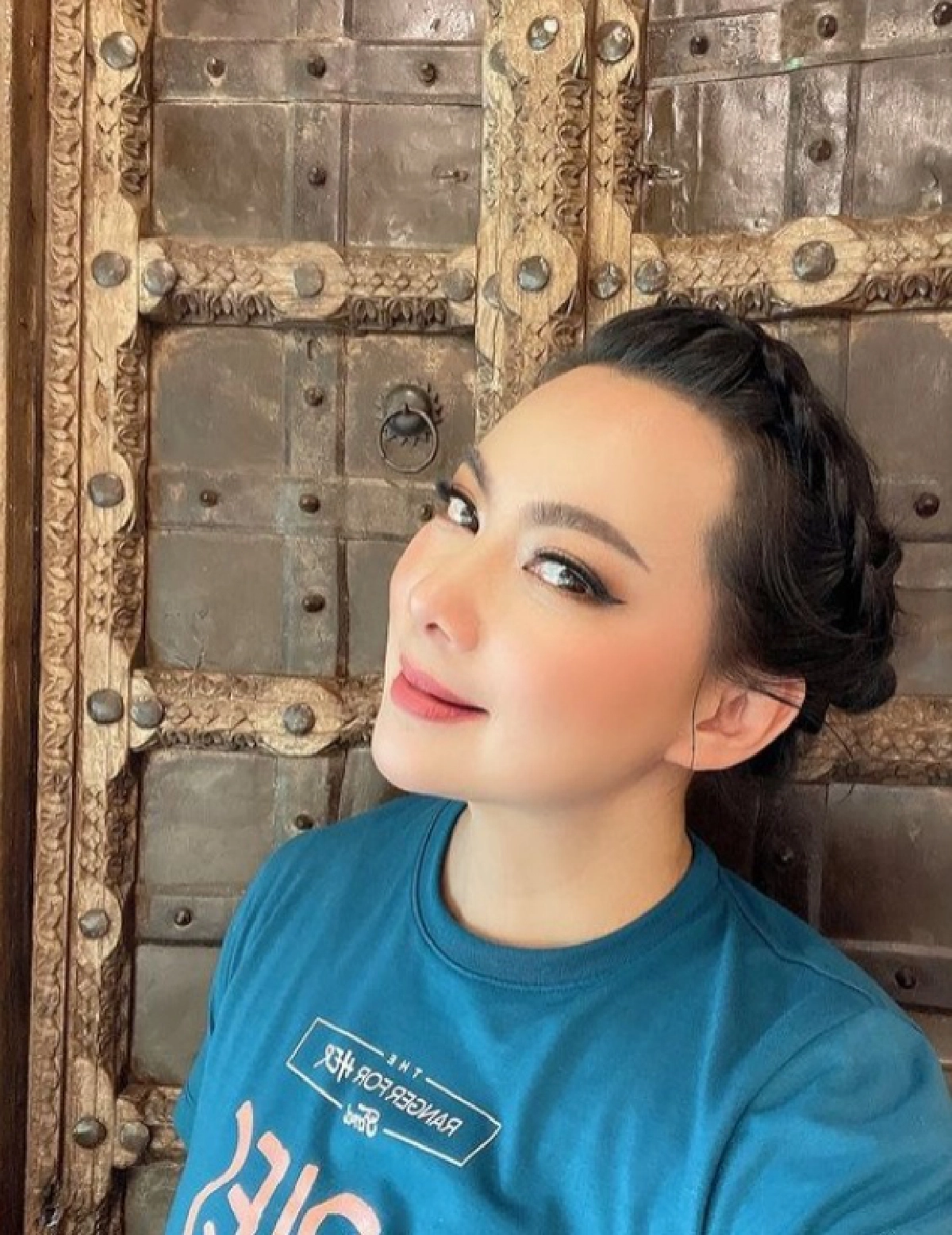 "บุ๋ม ปนัดดา"เห็นด้วย ฟ้อง 20 ล้านคนลักลอบข้ามแดน ฟาดแรง อย่าเอาความจนมาอ้าง