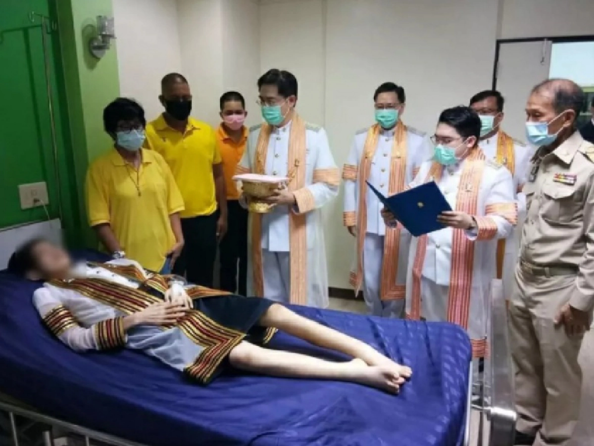สุดเศร้า "น้องพลอย" ผู้ได้รับพระราชทานปริญญาบัตร เสียชีวิตแล้ว