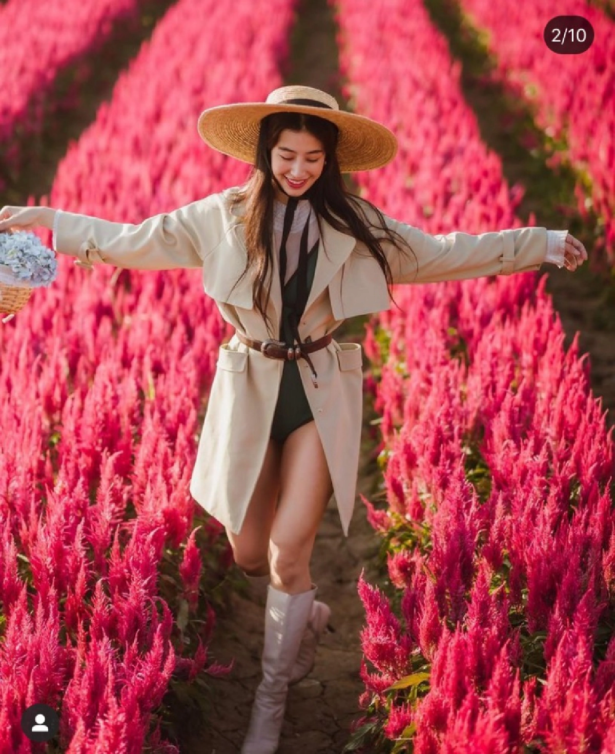 "มิ้นต์ ชาลิดา" แซว "ภูผา" คบมา8ปีก็ยังเขิน รับชุดในสวนดอกไม้เป็นชุดว่ายน้ำ เซ็งig เกือบโดนแฮ็ก