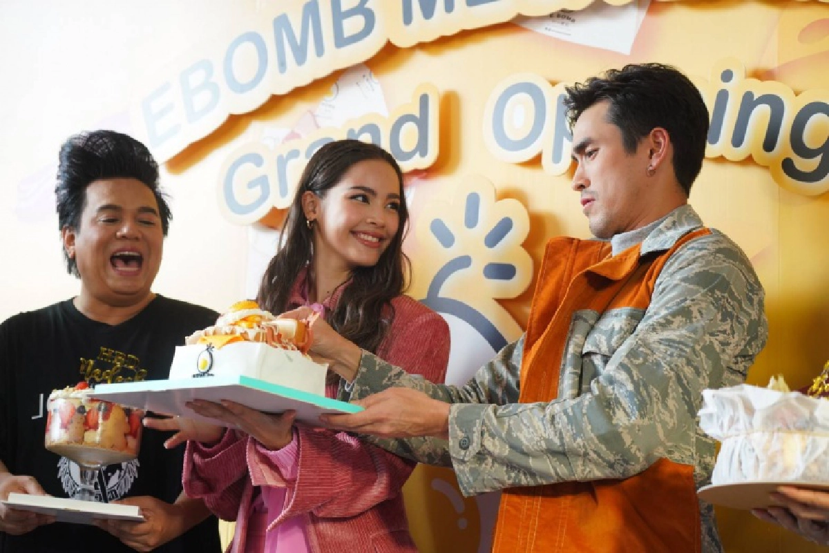 "ญาญ่า" อวยพรวันเกิด" ณเดชน์" ปลื้มคนชมทริปเขาใหญ่จัดชุดคู่น่ารัก 