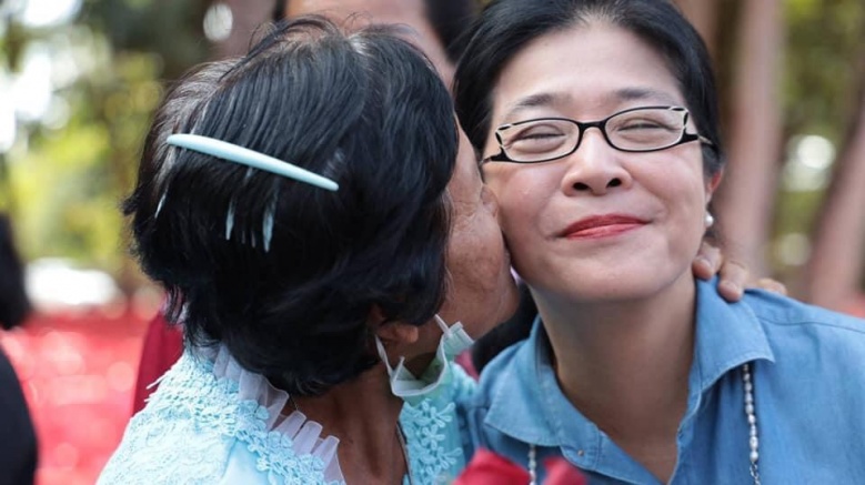 สายหมอลำ 'หน่อย' เจ้าเก่านางเอกหลงโรง