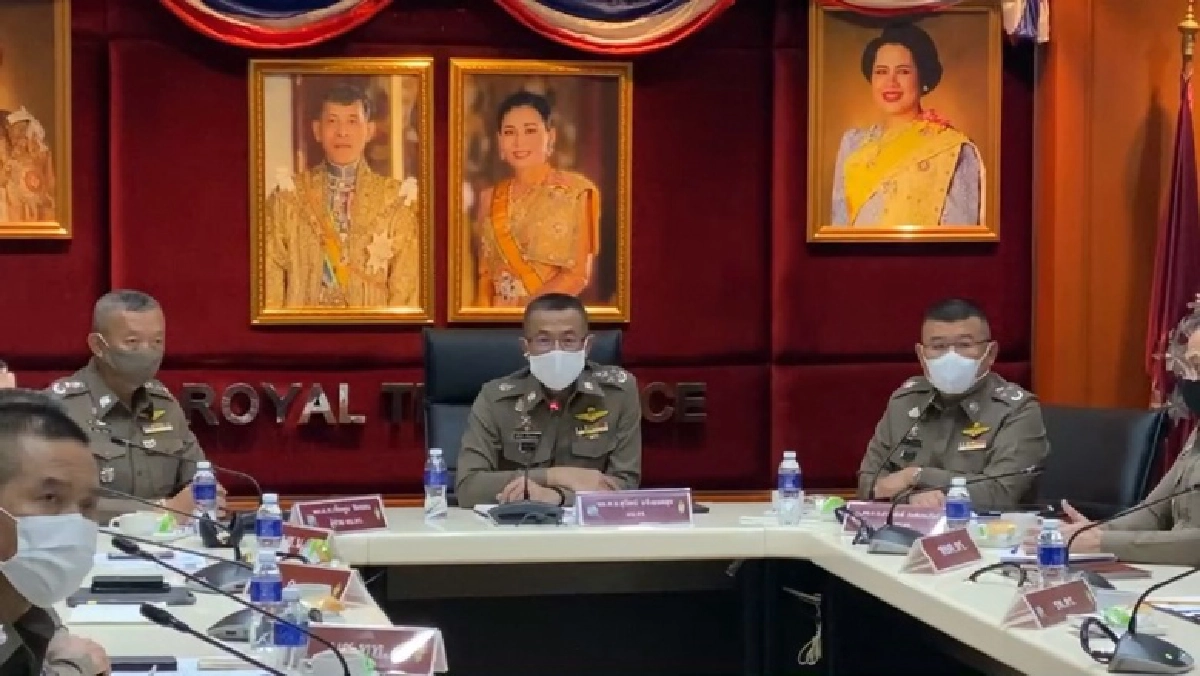 ประชุมด่วนวางแผนรับมือโควิด-19
