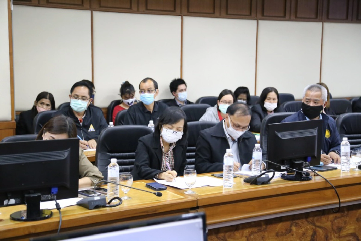 "จับกัง1"เรียกประชุมด่วน สั่ง 5 เสือในสังกัด ควบคุมโควิดระบาดในกลุ่มแรงงาน