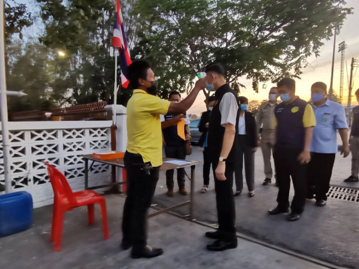 ผู้ว่าฯชัยนาท สั่งกักตัวแม่ค้าอาหารทะเล 3 ราย หลังพบเดินทางไปตลาดกลางกุ้งสมุทรสาคร