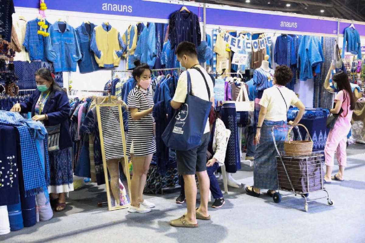 อธิบดี พช.  สั่งคุมเข้มมาตรการสาธารณสุขป้องกันโควิด-19 งาน"OTOP City 2020" 