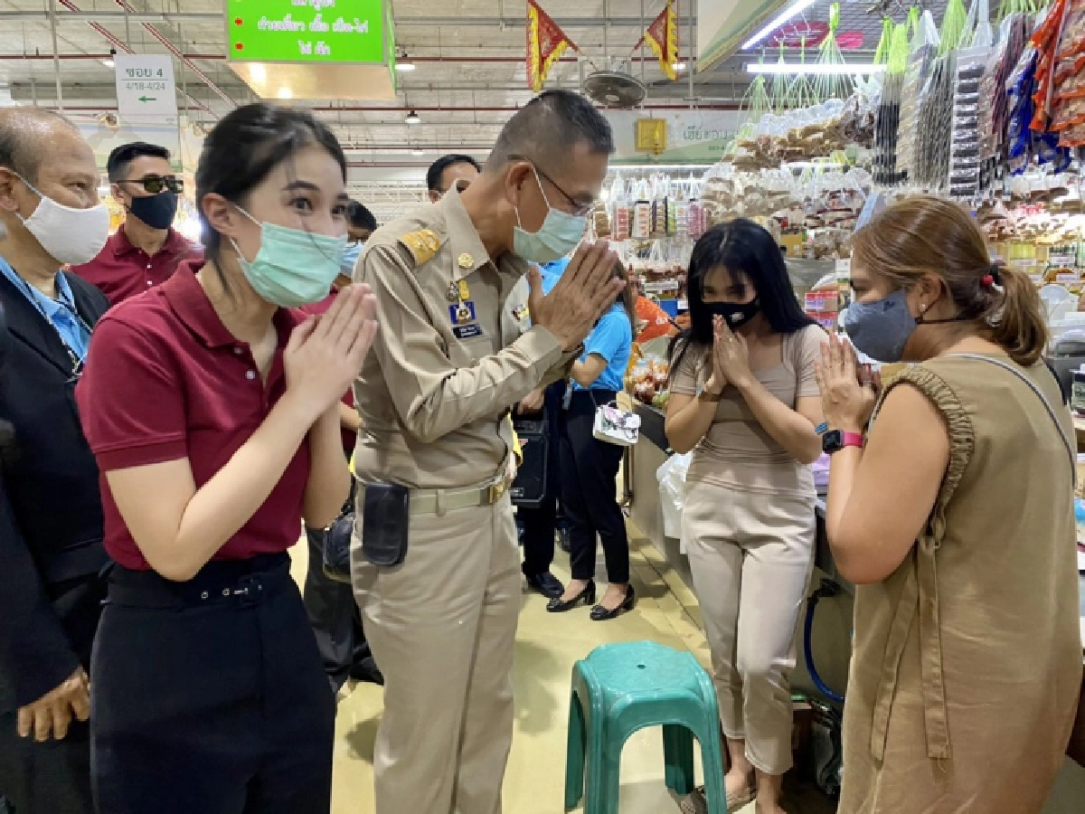 "รถเร่-แผงค้า" ตลาดสี่มุมเมืองพร้อมใจ เข้าร่วม "คนละครึ่ง" กระตุ้นเศรษฐกิจสุดคึกคักส่งท้ายปลายปี 