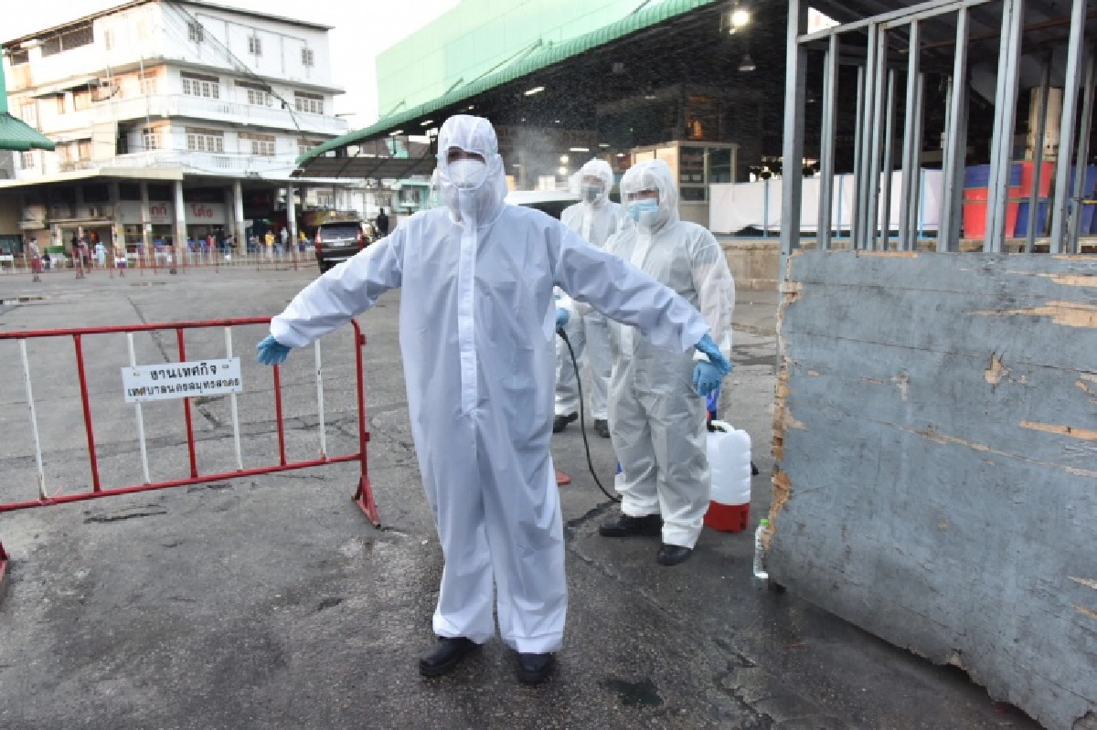 ผบ.ตร.ร่วมถกบูรณา 'สมุทรสาคร' วาง 4 แนวปฏิบัติสกัดโควิดระบาด