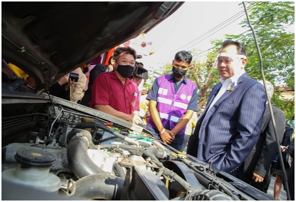 'อาชีวะอาสา' มอบของขวัญปีใหม่ให้ประชาชน  เตรียมตั้ง 259 จุดบริการตจรวจเช็คสภาพรถฟรี