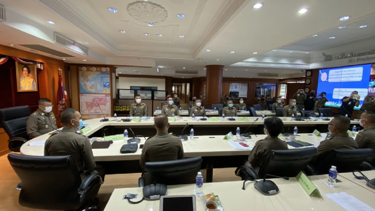 ศปถ.ตร.ห้ามสิบล้อวิ่ง 7 เส้นทาง ช่วงปีใหม่