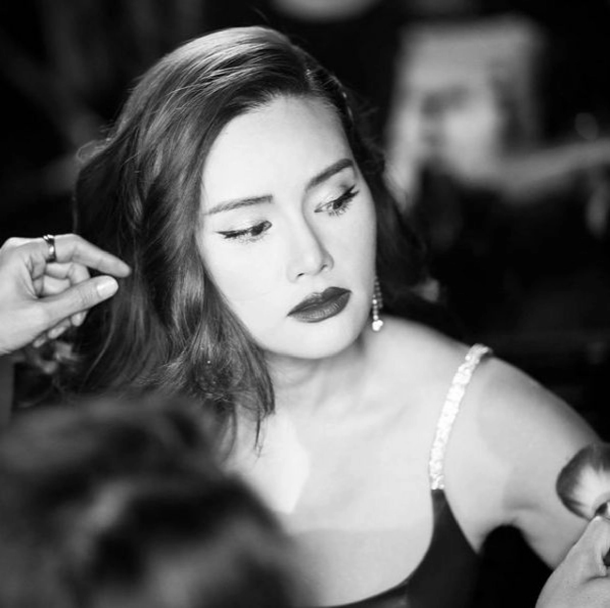 "หญิง รฐา"แซะสั้น แต่แซ่บ สื่อถึงใคร?