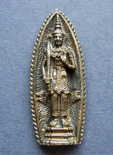 พลเอกเปรม ติณสูลานนท์ บูชาพระสยามเทวาธิราช  สร้างเหรียญพระเจ้าตากสิน เพราะชีวิตนี้ต้องแทนคุณแผ่นดิน