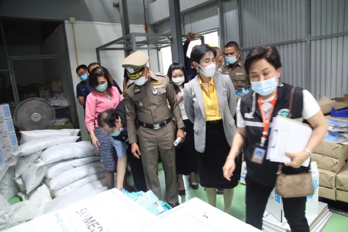 กองปราบ ตรวจแหล่งผลิต'ถุงมือไร้มาตรฐาน' ใช้ แรงงานต่างด้าวอีก 12 ราย