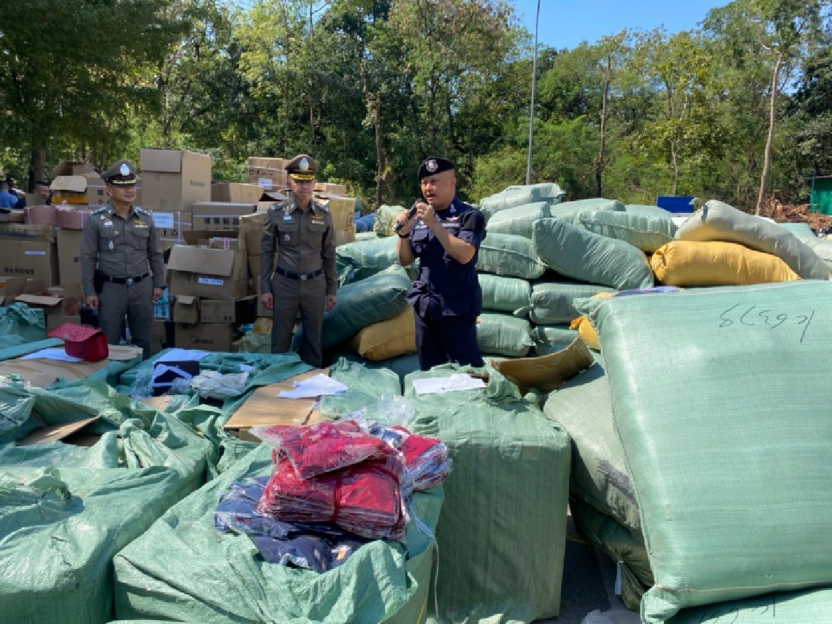 บุกยึดคลังสินค้า "หนีภาษี-ปลอม" 60 ล้าน  