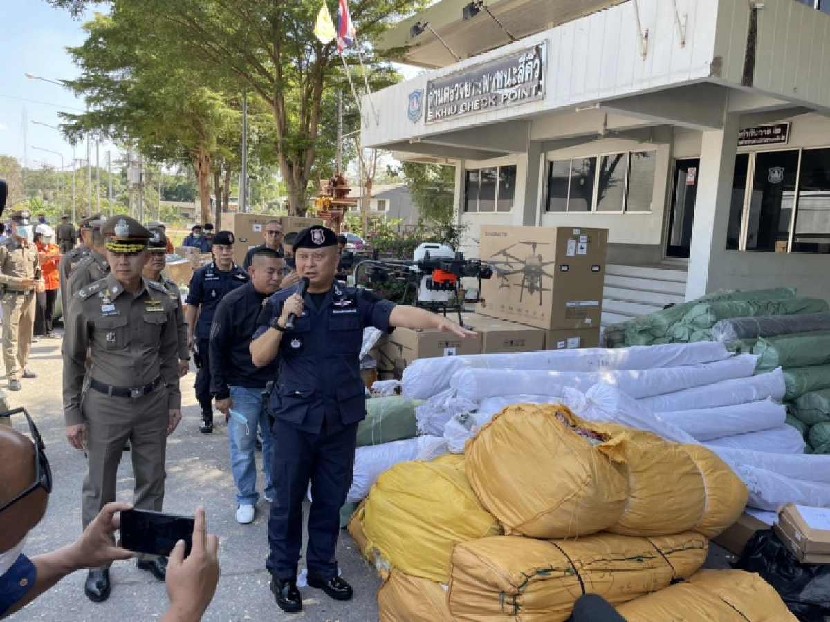 บุกยึดคลังสินค้า "หนีภาษี-ปลอม" 60 ล้าน  