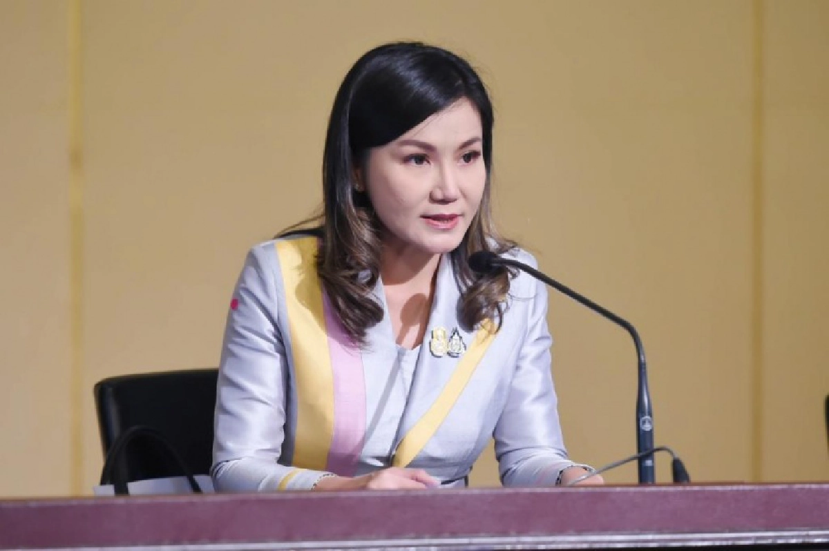 สื่อทำเนียบฯตั้ง "ฉายารัฐบาล" ปี63 "Veryกู้" ส่วน "ประยุทธ์" ได้ "ตู่ไม่รู้ล้ม" 