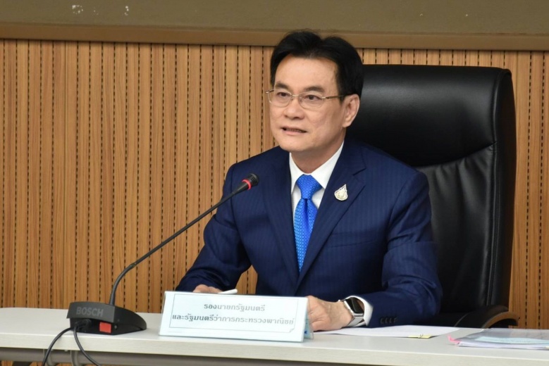 สื่อทำเนียบฯตั้ง "ฉายารัฐบาล" ปี63 "Veryกู้" ส่วน "ประยุทธ์" ได้ "ตู่ไม่รู้ล้ม" 