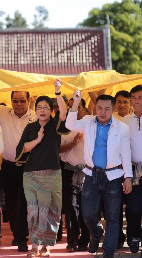 'หน่อย' ไทยสร้างไทยไม่พ้นเงาทักษิณ