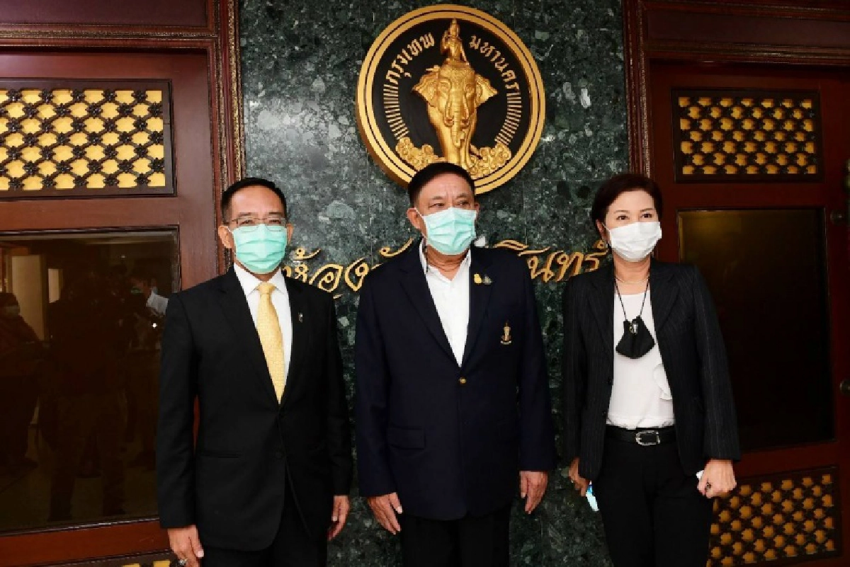 "เครือเจริญโภคภัณฑ์" มอบ "หน้ากากอนามัยซีพี"ผ่านกรุงเทพมหานคร เพื่อแจกจ่ายกลุ่มเปราะบาง
