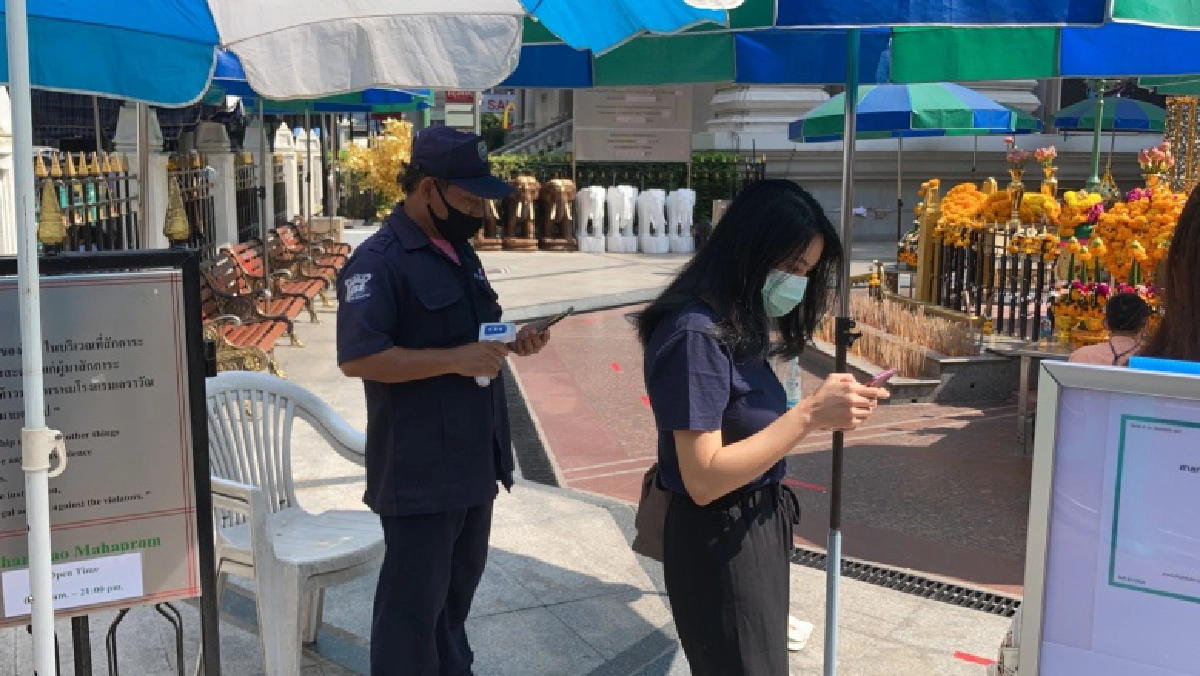 ศาลท้าวมหาพรหม เงียบเหงา ผู้ค้าโอดรายได้เหลือหลักร้อย 