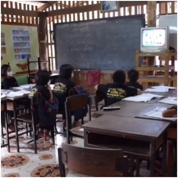 ครูพี่โอ๊ะ ขอบคุณ 'พิมรี่พาย' จิตใจงดงามช่วยการศึกษา ยอมรับไฟฟ้าเข้าไม่ถึงบนดอยสูง กศน.พยามเต็มที่เเต่ตั้งงบฯไม่ได้