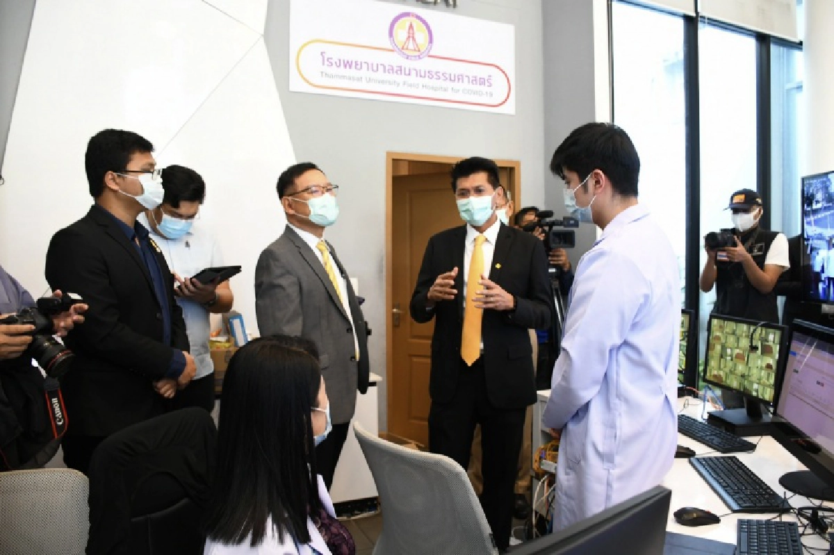 "สาธิต" ลงพื้นที่รพ.สนามธรรมศาสตร์ รับผู้ติดเชื้อโควิด 19 กทม.และปริมณฑล ระลอกใหม่ 