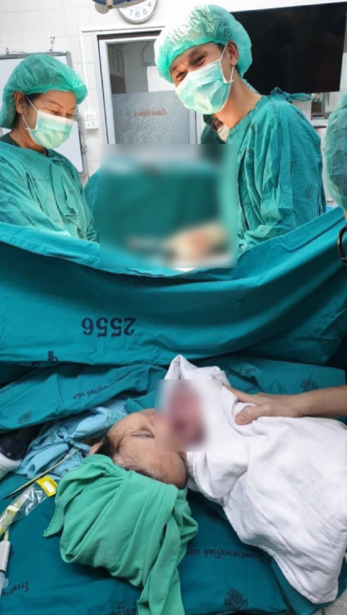 หมอเผยภาพสุดภูมิใจ หลังทำคลอดภรรยาด้วยตัวเอง ลั่นไม่เสียดายที่เลือกเรียนสูติฯ