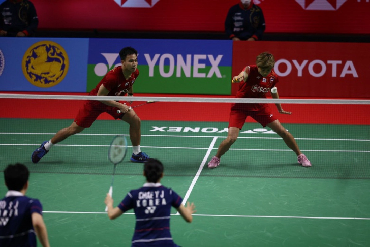 "บาส-ปอป้อ" ทะลุเข้ารอบชิง " โยเน็กซ์ ไทยแลนด์ โอเพ่น"