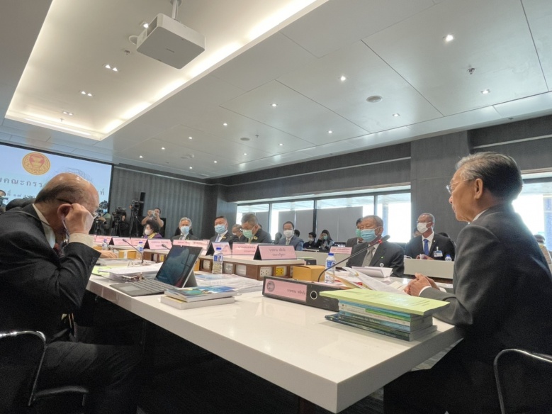 ประชุม คกก.สมานฉันท์นัดแรก"ชวน"ให้กำลังใจตั้งเป้าทำเพื่อบ้านเมือง แม้ไร้ฝ่ายค้านร่วม เชื่อทำงานได้