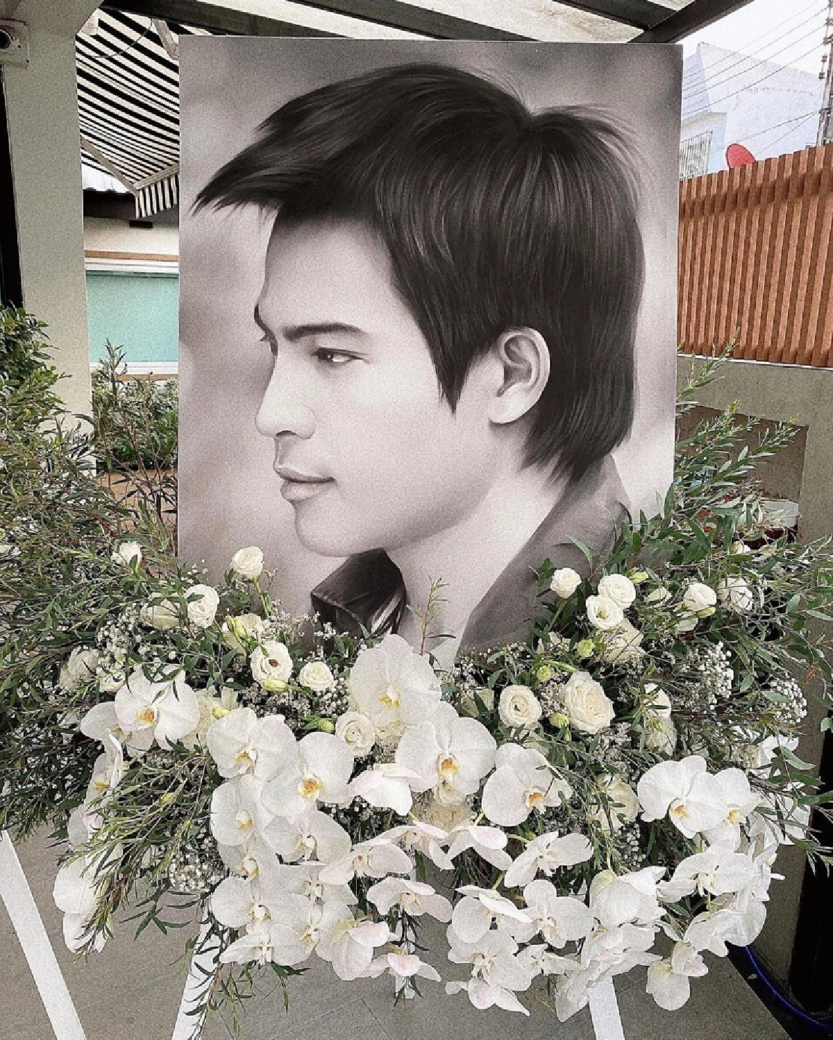 "โบว์" โพสต์ซึ้ง "น้องมะลิ" คุยกับ "รูปถ่ายพ่อปอ" ในวันครบรอบ 5 ปี การจากไป
