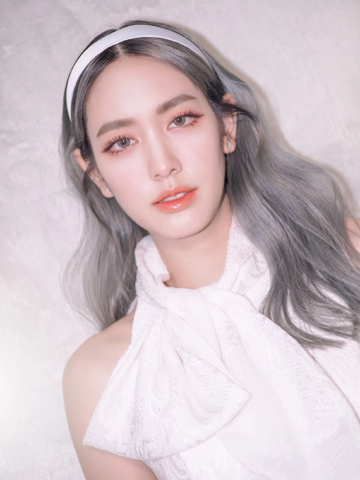 มิน พีชญา