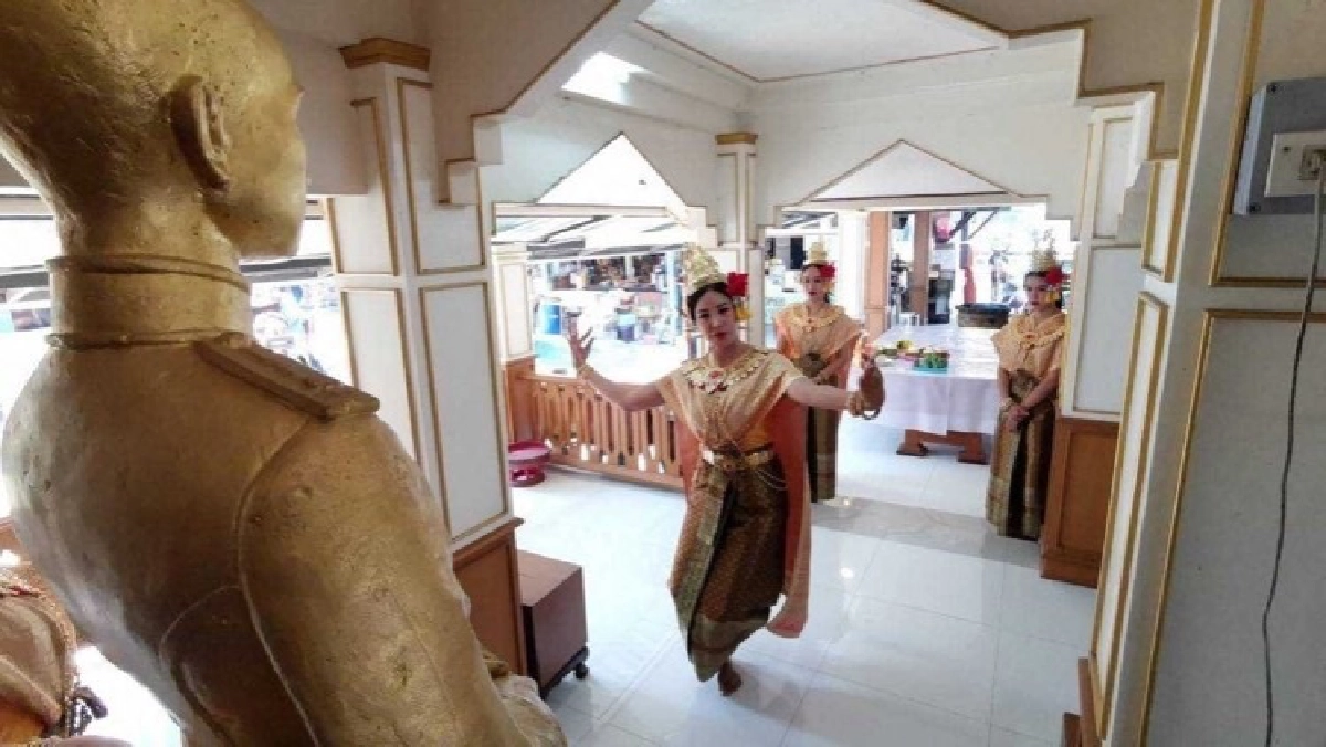 "เปิ้ล ไอริณ" ไม่คิดว่าจะได้เห็นลุคนี้ รำแก้บน หลังได้หนัง 6 เรื่อง  