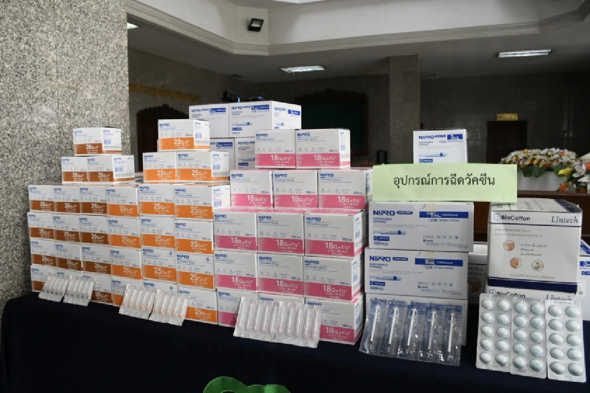 "อนุทิน" ประชุมเตรียมความพร้อมรองรับการฉีดวัคซีนโควิด 19