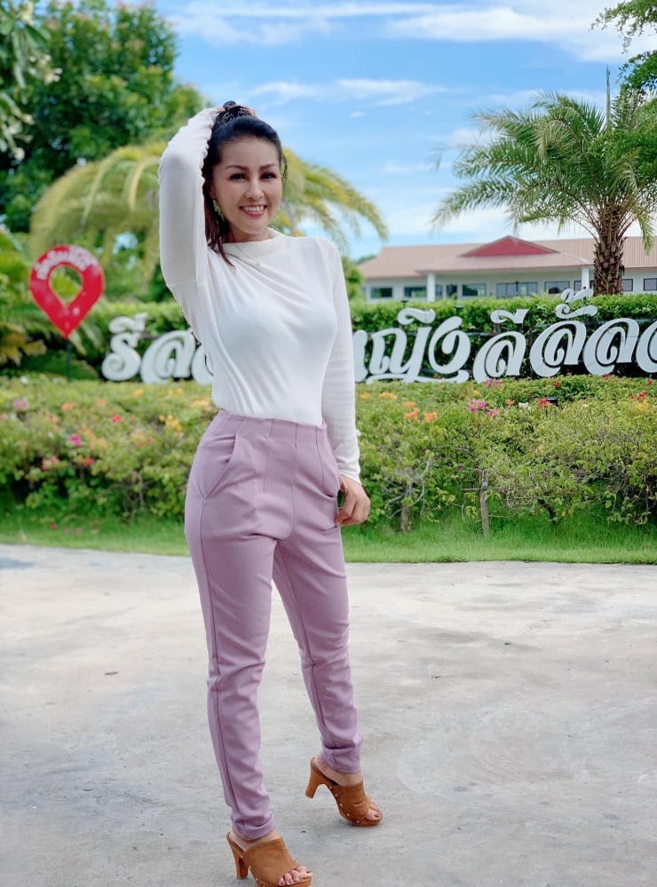  เส้นทางชีวิต กว่าจะมาเป็น "หญิงลี ศรีจุมพล"