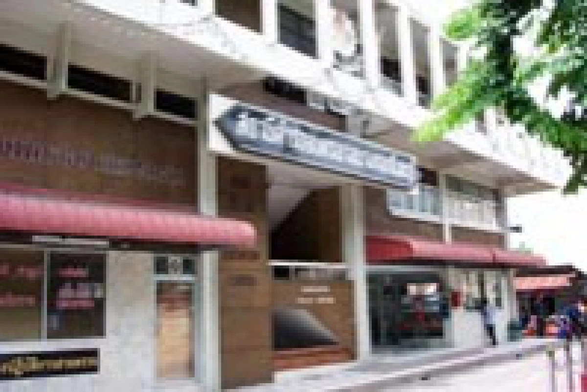 แค้นฝังลึก มีดจ้วงแทงแท็กซี่ คู่อริ10แผลดับ