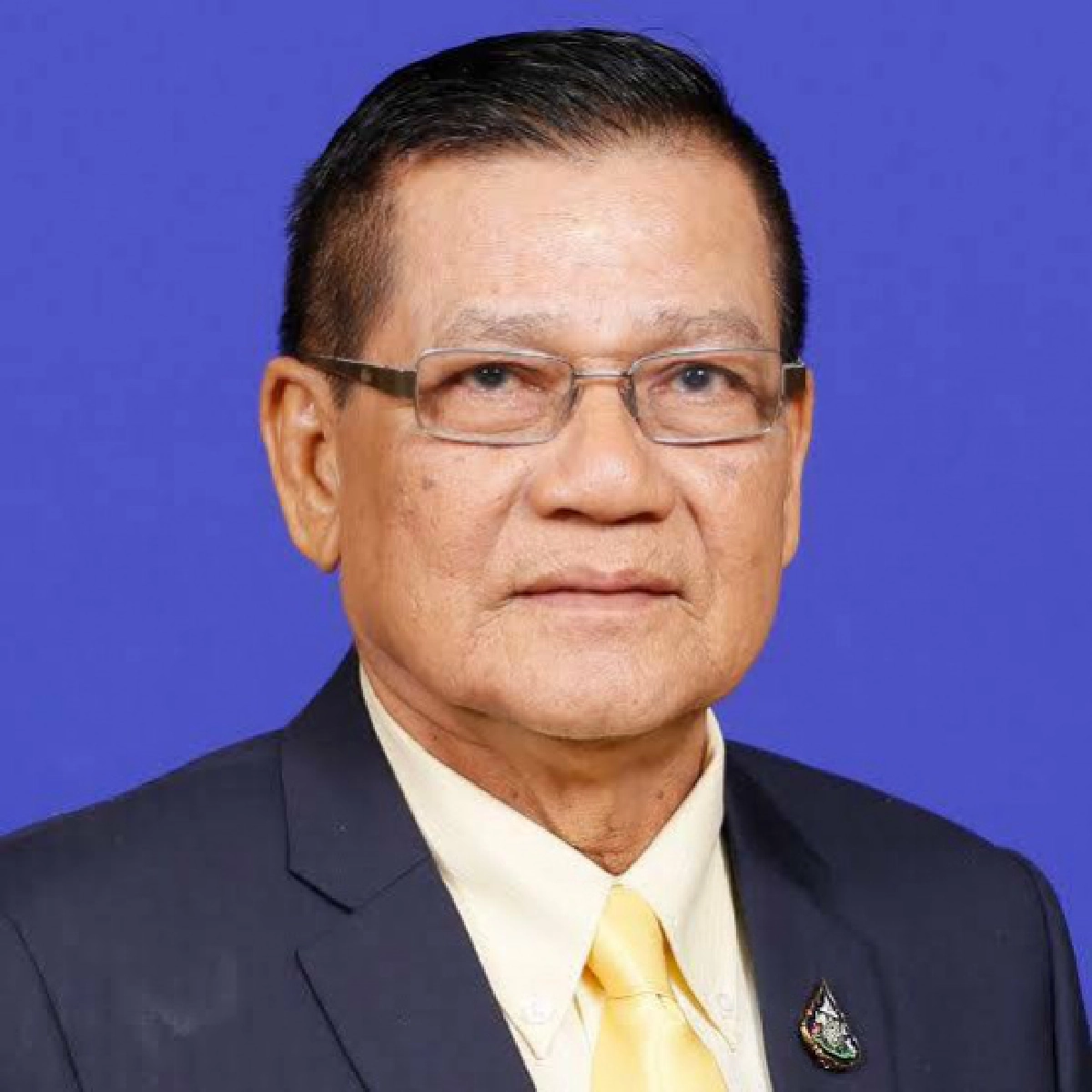 8 องครักษ์ พิทักษ์ "เสี่ยหนู" ศึกอภิปรายไม่ไว้วางใจ 