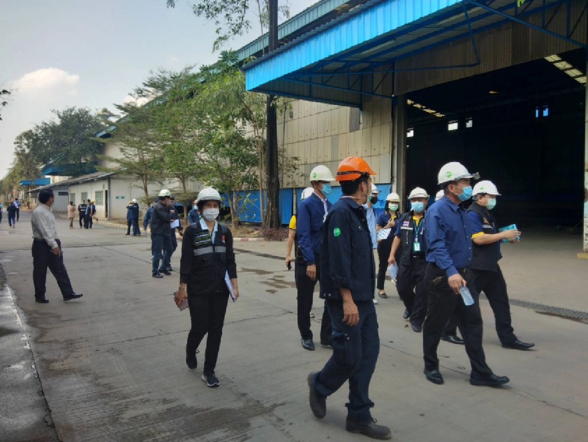 'รมว.สุชาติ' ห่วงลูกจ้างไฟไหม้ จ.ระยอง สั่งหน่วยงานลงพื้นที่ตรวจสอบช่วยเหลือเร่งด่วน