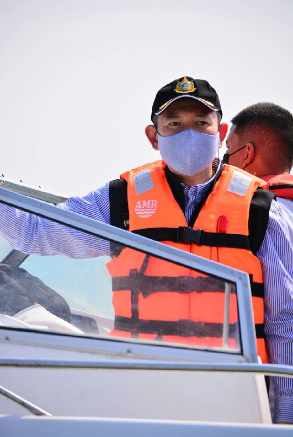 "วราวุธ" เผยเตรียมมาตรการแก้ปัญหากัดเซาะชายฝั่งเพชรบุรี 