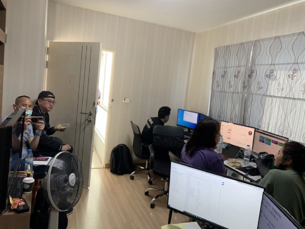 ศปอส.ตร. ลุยเมืองชลฯ ปิดเซิร์ฟ '123 FoxBetting - UFAUP' เงินพนันสะพัด 300 ล้าน