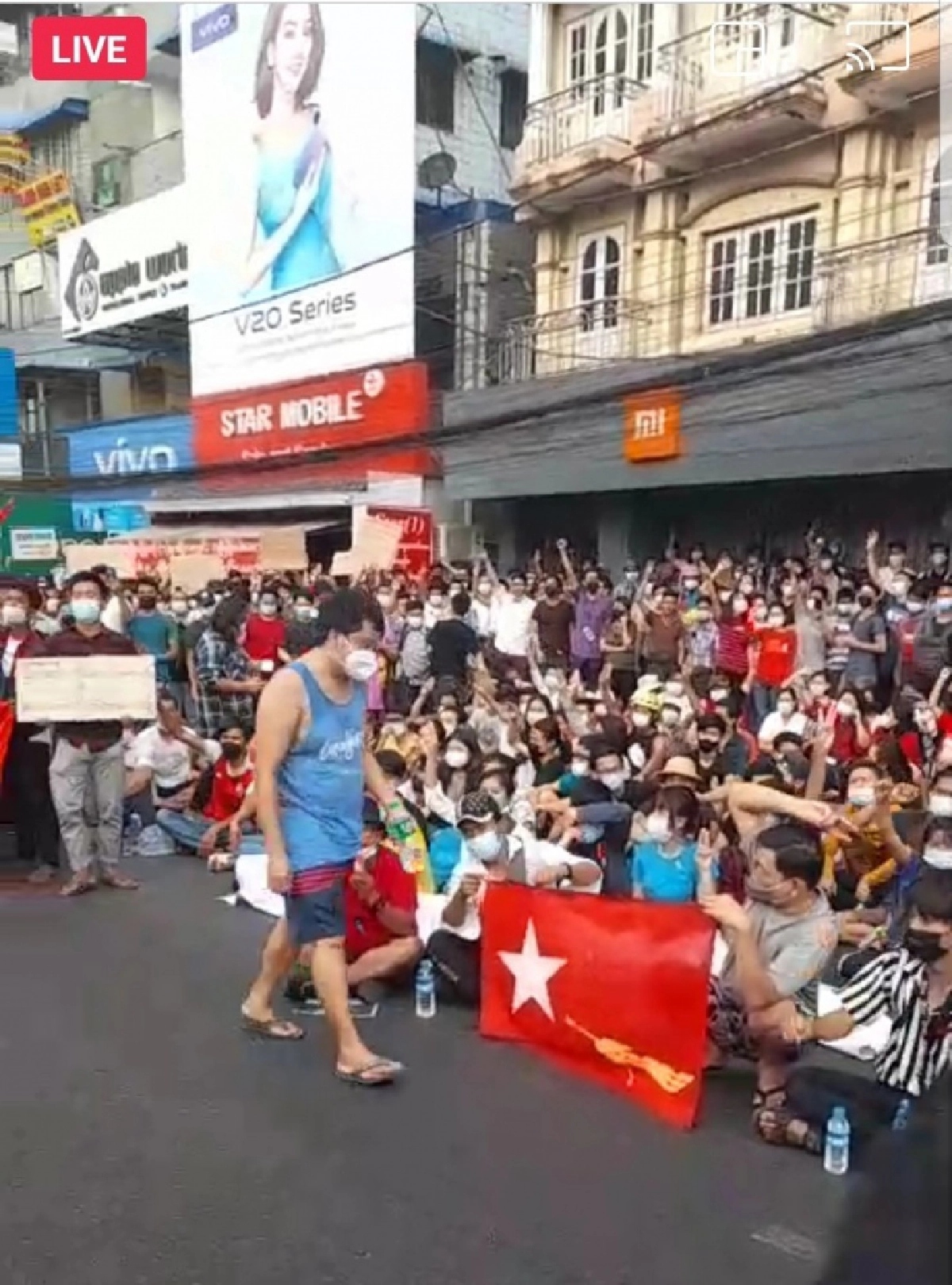 ย่างกุ้งเดือด มวลชนลงถนน ประท้วงรัฐประหาร