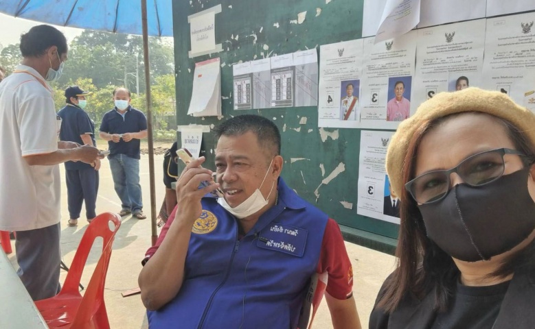 "ปลัดจังหวัดสุพรรณบุรี" ตรวจเยี่ยมการเลือกตั้งนายกอบจ.และสมาชิกสภา.อบจ.