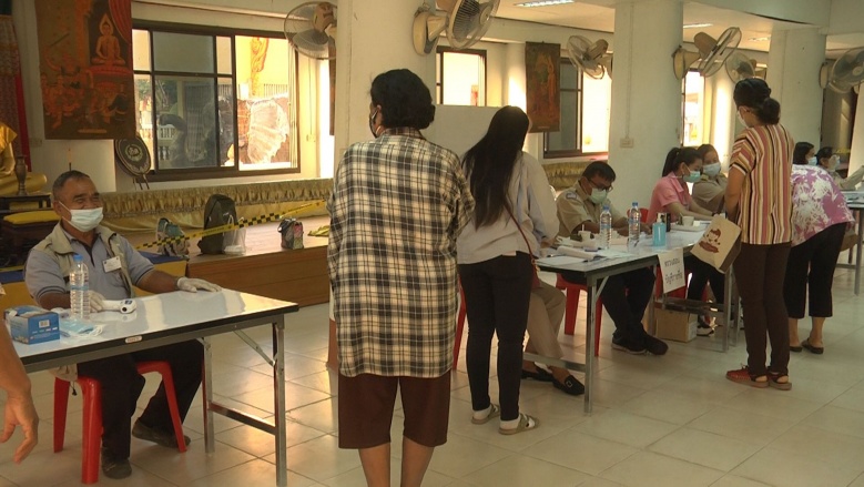 เลือกตั้ง อบจ. ลพบุรี เกษตรกรแห่ใช้สิทธิคึกคักก่อนไปทำงาน