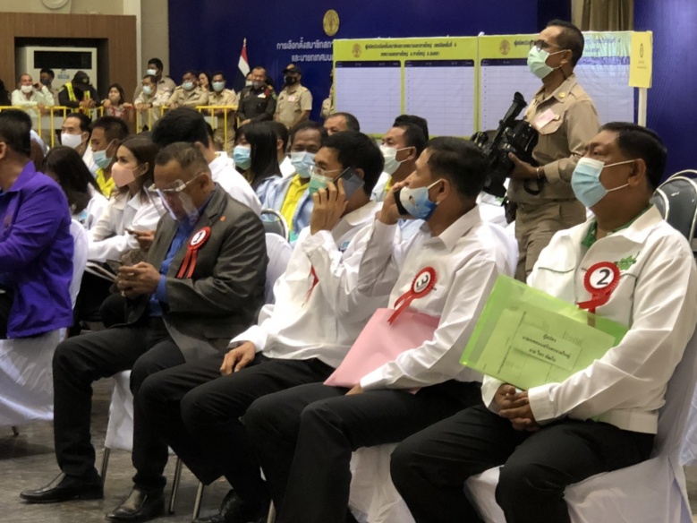 ชิงเก้าอี้นายกเล็กหาดใหญ่คึกคักผู้สมัคร4ทีมดังตบเท้าเข้าสมัครวันแรก