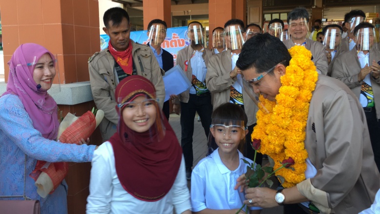 "นราธิวาส"เปิดสมัครรับเลือกตั้งนายกเทศมนตรีเมืองนราธิวาสคึกคัก