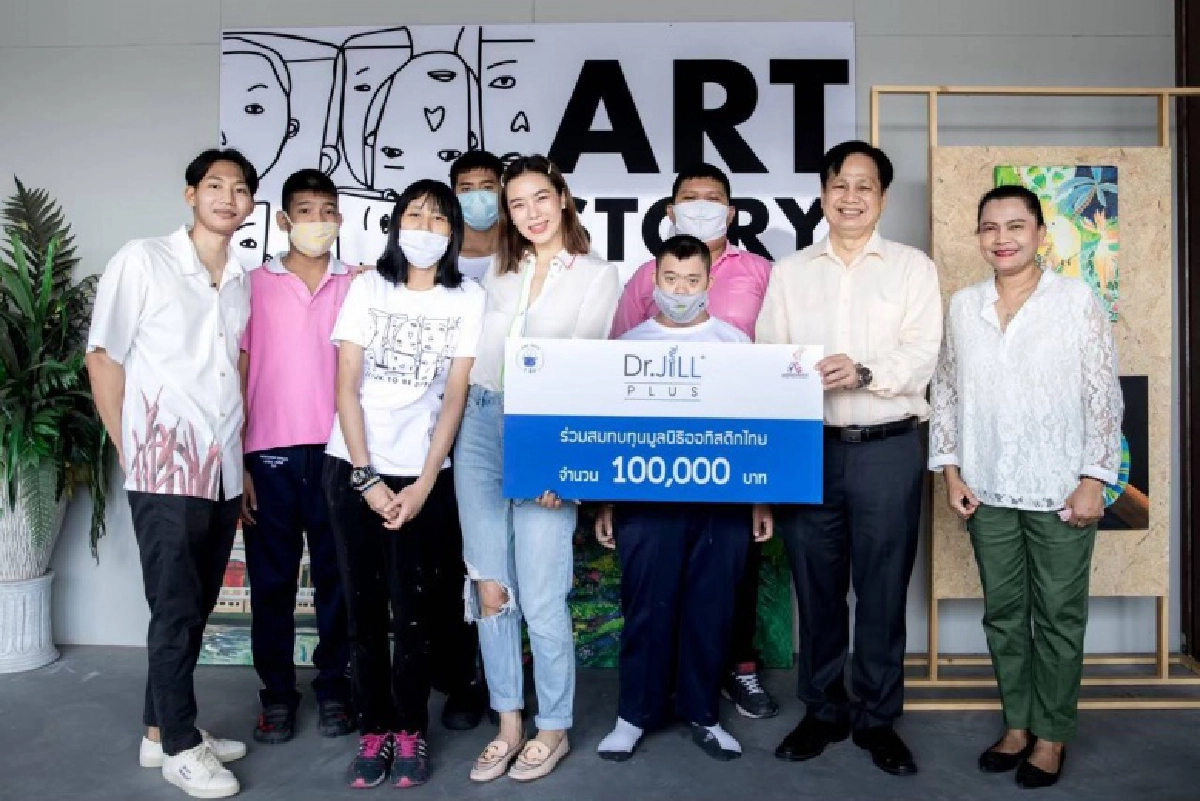 "ตูน บอดี้สแลม" นำทีมดาราครอบครัว Dr.JiLL บอกเล่าความประทับใจ"โครงการ 1 อิ่ม" (ONE GIVE)