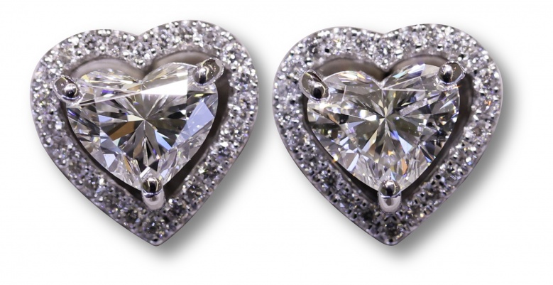 เสริมดวงให้วิบวับรับลาเลนไทน์ด้วยจิวเวอรี่เลอค่าพร้อมเทคนิคเลือกเพชรอย่างไรให้ปัง