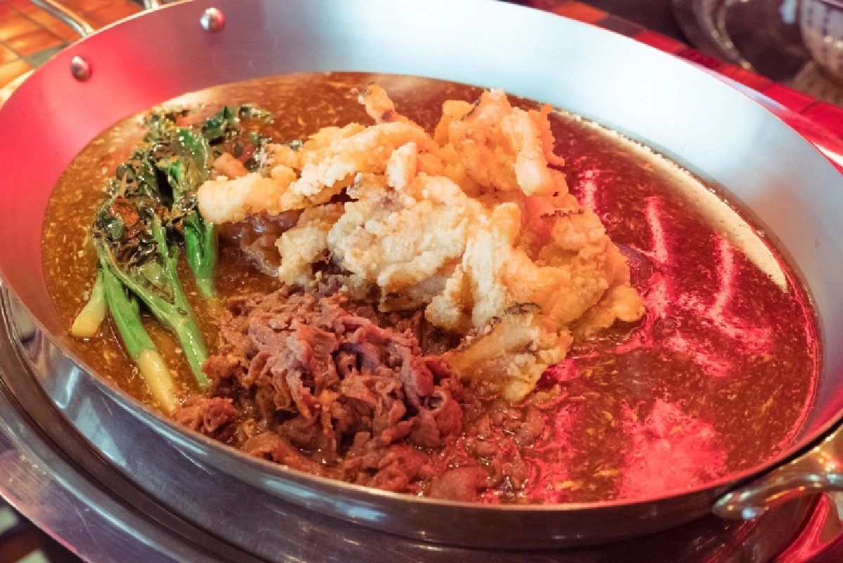 กินแล้วเฮง รวมอาหารจีนมงคลรับตรุษจีน ที่ อีทไทย (Eathai) และ ลิฟวิ่ง เฮ้าส์ (Living House)